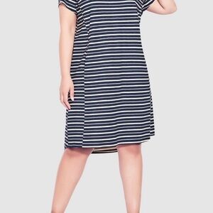 Hello Sunshine dress by Zim & Zoe plus size
30/32 (AVENUE) striped navy/white